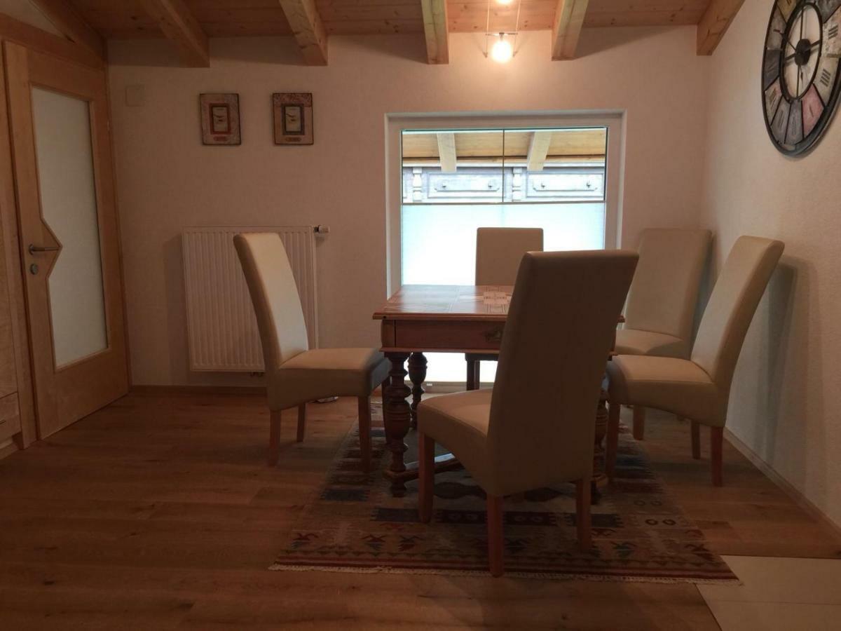 Apartamento Haus Tschirgantblick Tarrenz Exterior foto
