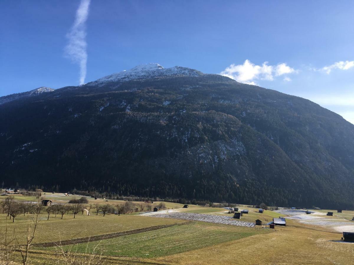 Apartamento Haus Tschirgantblick Tarrenz Exterior foto